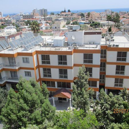 Onisillos Hotel Larnaca Bagian luar foto